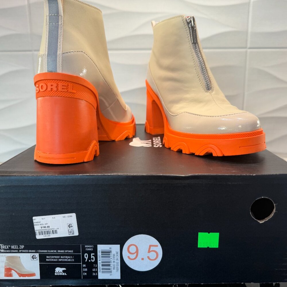 SOREL Brex™ Heel Zip Off-white Leather, /Orange Bottom Size 9.5 (worn twice)